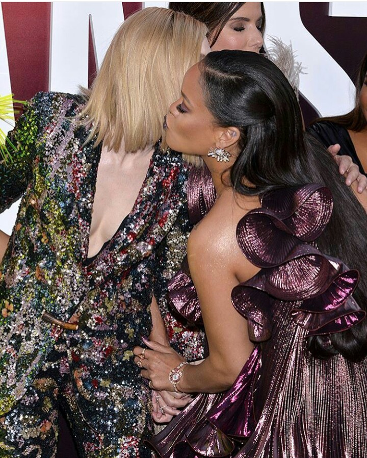 rihanna oceans 8 premiere dress rihanna-givenchy-dress-oceans-8-premiere-1