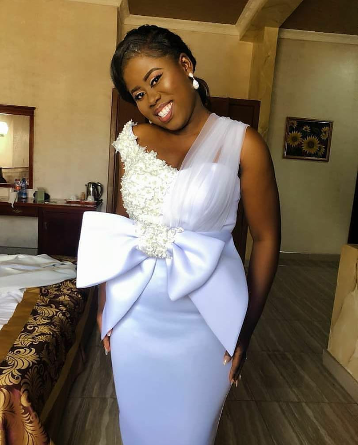 midi white dress with bow for courthouse wedding