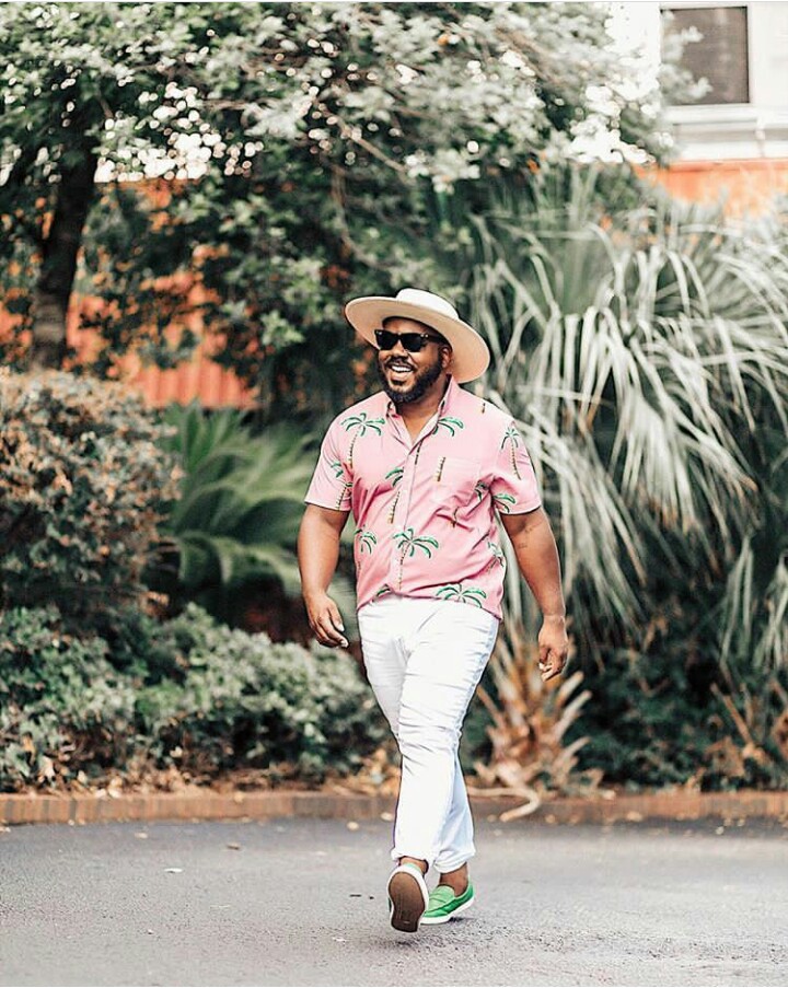 Kelvin davis body positive male fashion blogger
