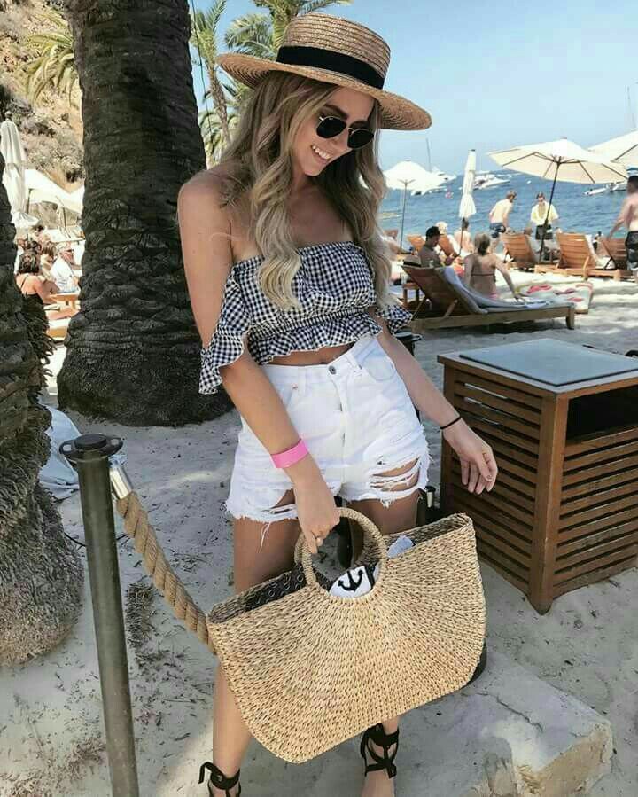 white shorts beach outfit 