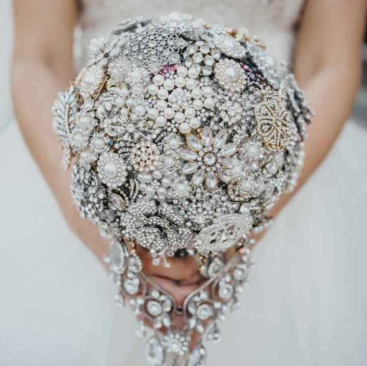 Where to buy brooch bouquets Where to buy brooch bouquets online