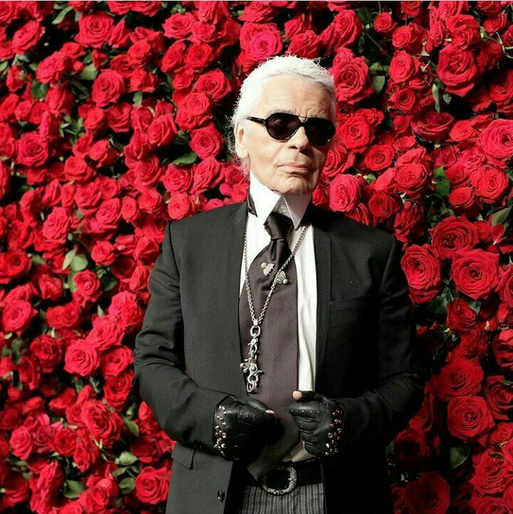 Karl Lagerfeld biography 