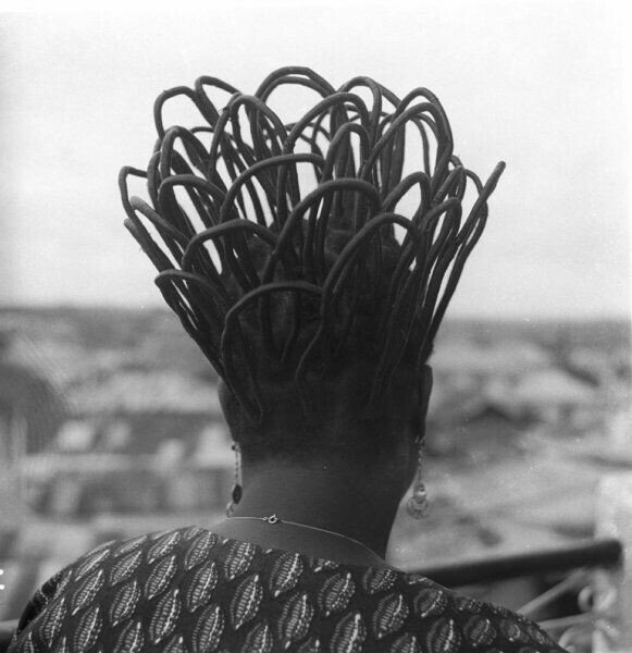 hairstyle with thread