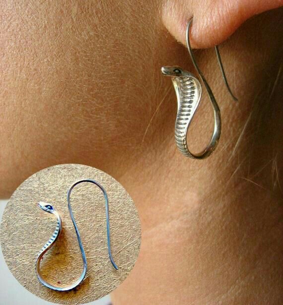 Cobra earrings 