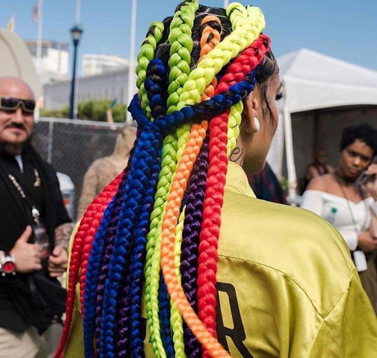 Jumbo Braids with different colours