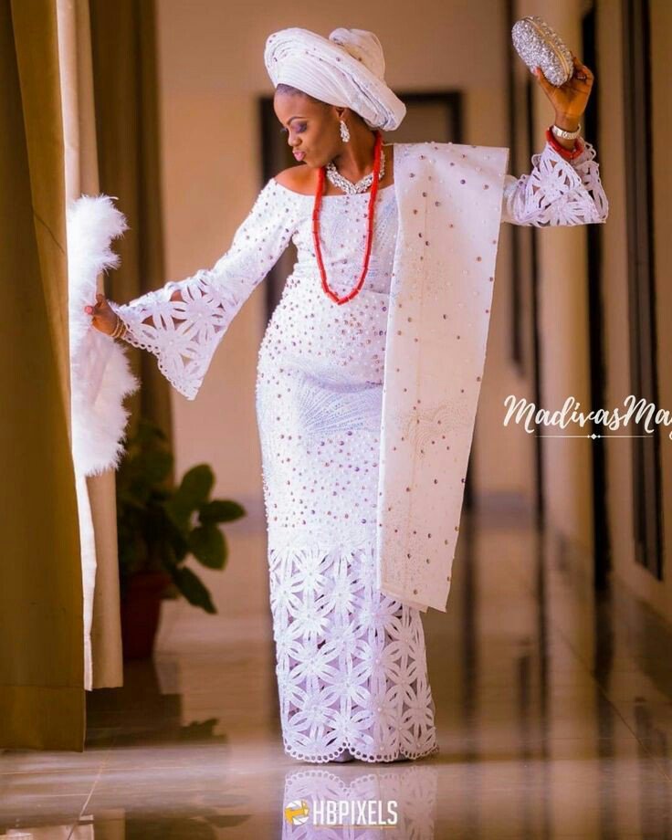 White aso oke for yoruba wedding White aso Oke for Yoruba wedding
