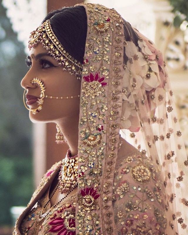 Indian bridal jewelry Indian bridal jewelry