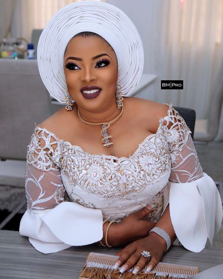 Aso ebi clearance white lace styles