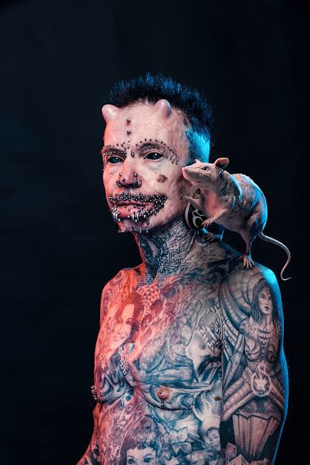 Rolf buchholz piercings Rolf buchholz piercings