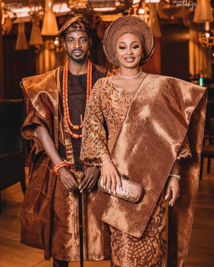 23 Aso Oke Styles For Yoruba Couples - 2020 Yoruba Wedding Catalogue